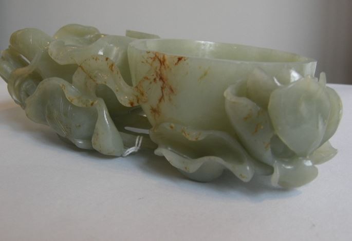Brushwasher nephrite Jade sculpted in Lotus shape | MasterArt